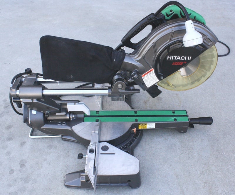 Hitachi C8FSHE 81/2" Sliding Compound Miter Saw Review