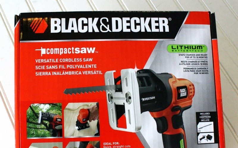 Black & Decker LPS7000 Compact Saw Review