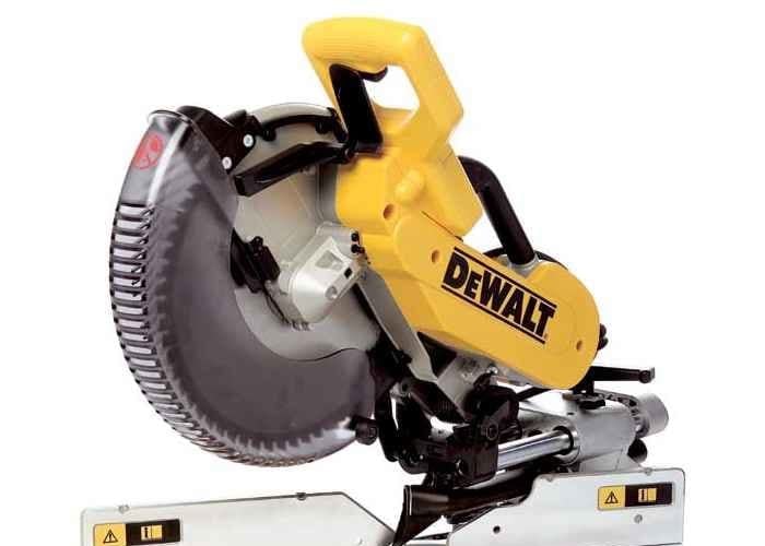 DeWALT DW718 12" Sliding Dual Miter Saw