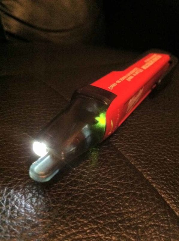 Milwaukee Voltage Detector w/LED (2202-20) Review