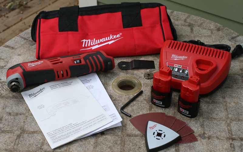 Milwaukee 2426-22 M12 Multi-tool Kit Review