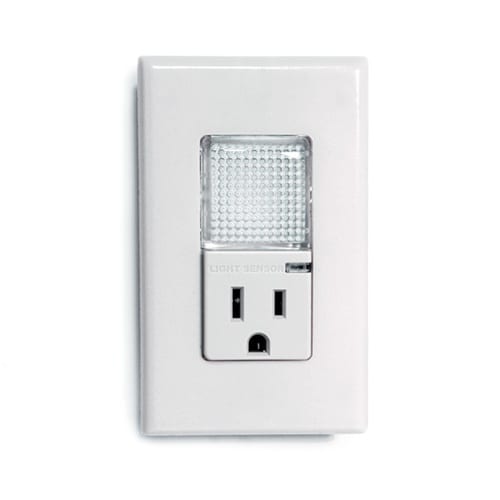 Legrand Pass & Seymour Enhanced LED Nightlight Outlet Review
